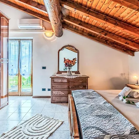Appartamento Sara By Interhome